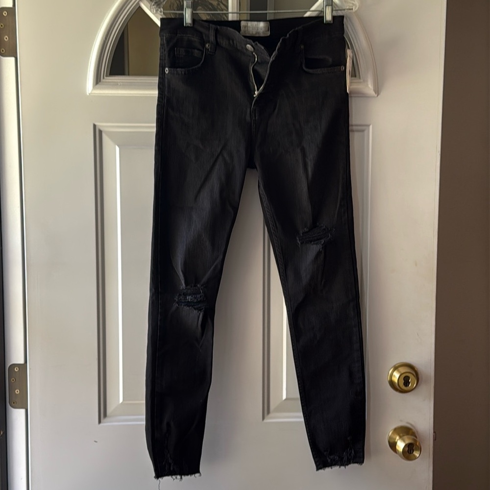 Free People Black Distressed Jeans size 29